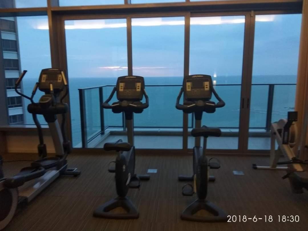 Sea View Apartment In Pattaja Kültér fotó